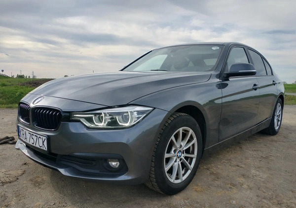 BMW Seria 3 cena 59800 przebieg: 186000, rok produkcji 2017 z Kamieńsk małe 211